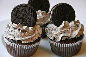 oreo cupcake - DESSERTS delivery in Brussels and Belgium